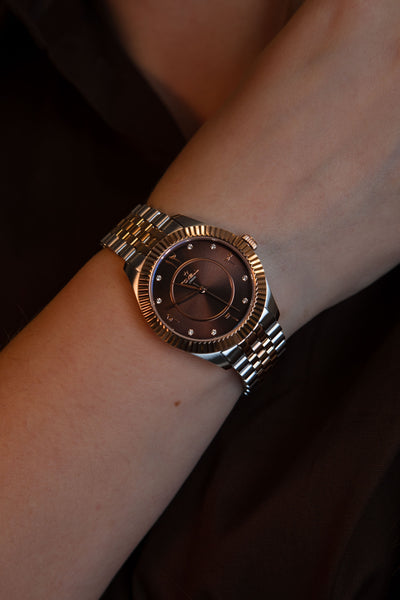 14 Moments: Elegant Women's Watches with Arabic Numerals & Diamond Accent