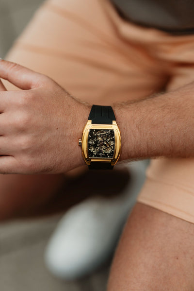 A Watch That Speaks Without Sound