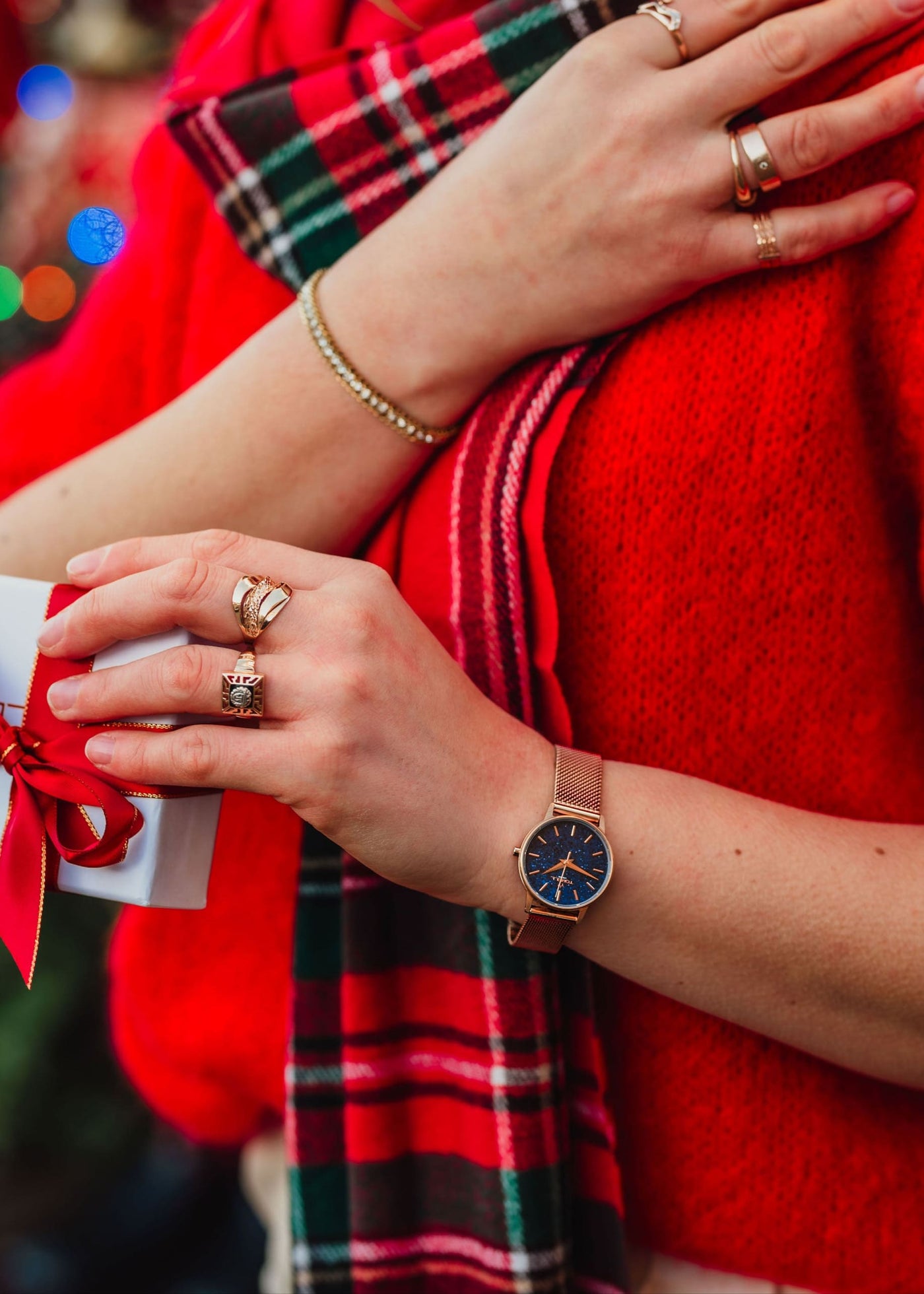 rose gold mesh strap women watch 