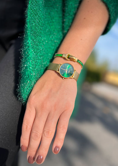 green face gold wach